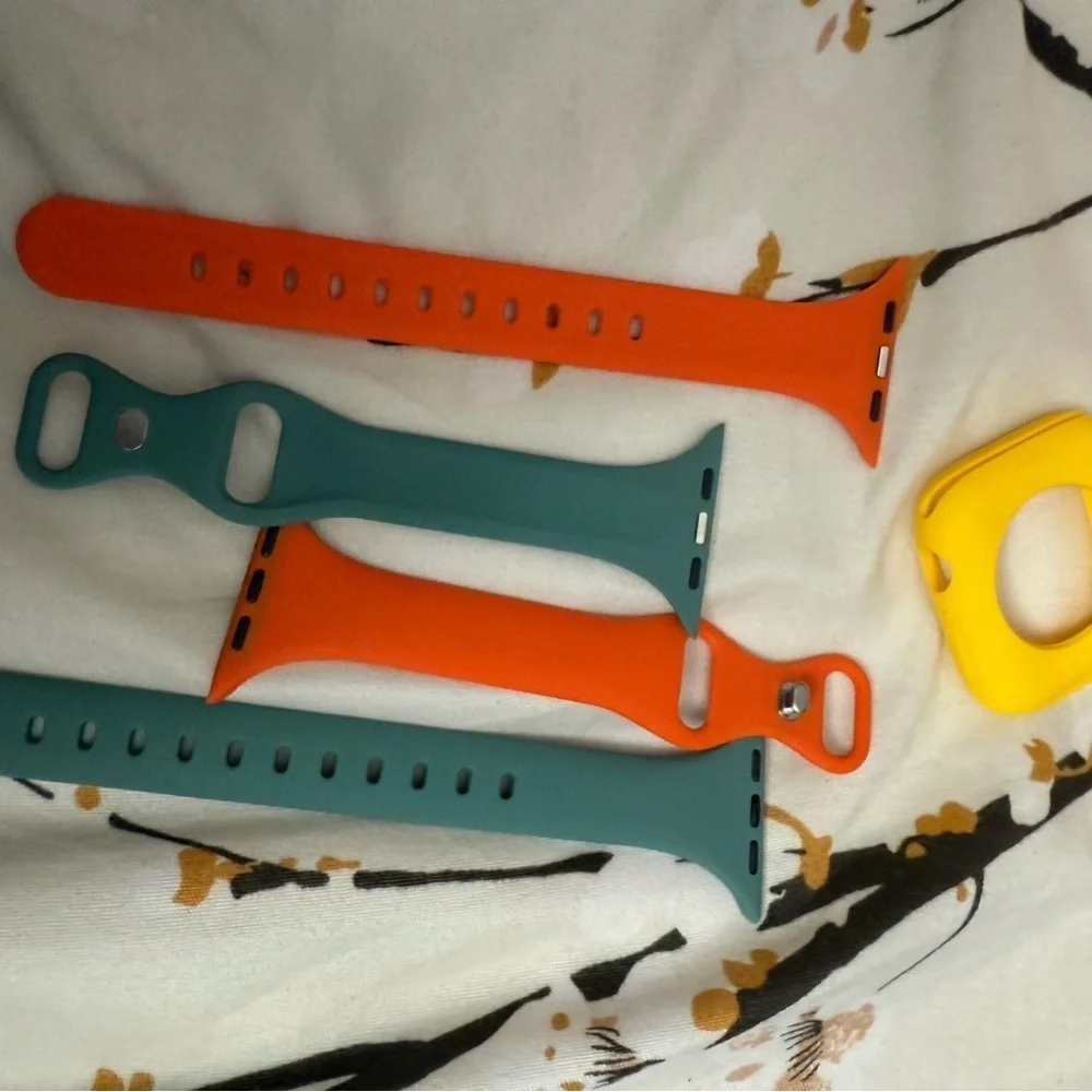 Apple Watch Cover - Silicone case for 45mm with multiple band sets